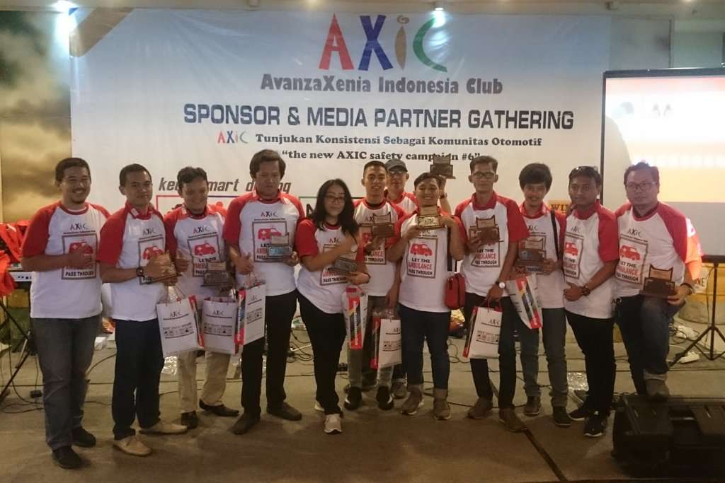 AXIC Kampanyekan Satefy Campaign “Dahulukan Ambulans” AXIC Kampanyekan Satefy Campaign “Dahulukan Ambulans”