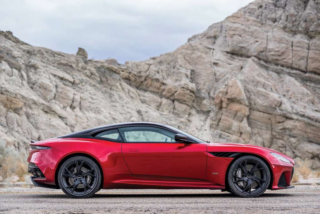 Aston Martin DBS Superleggera, Two in One Aston Martin DBS