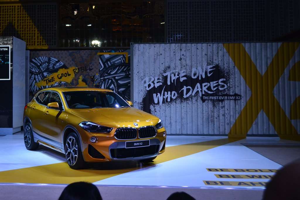 Begini Rasanya Duduk di Kabin BMW X2 Begini Rasanya Duduk di Kabin BMW X2