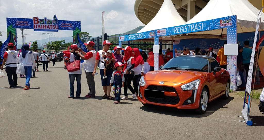 Bandung Lautan Daihatsu Eratkan Tali Silaturahmi Para Konsumen Bandung Lautan Daihatsu Eratkan Tali Silaturahmi Para Konsumen