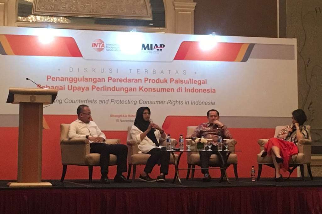 E-Commerce Tingkatkan Peredaran Oli Palsu di Indonesia E-Commerce Tingkatkan Peredaran Oli Palsu di Indonesia