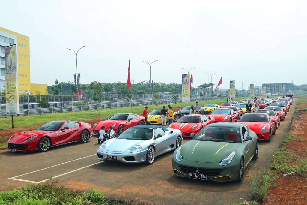 Pemerintah Persulit Impor Mobil Mewah, Ini Kata Kalangan Ferrari Pemerintah Persulit Impor Mobil Mewah, Ini Kata Kalangan Ferrari