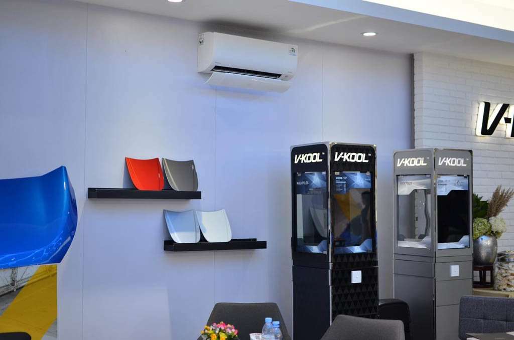 V-KOOL Tawarkan Paint Protection Film Untuk Mobil Mewah V-KOOL Tawarkan Paint Protection Film Untuk Mobil Mewah