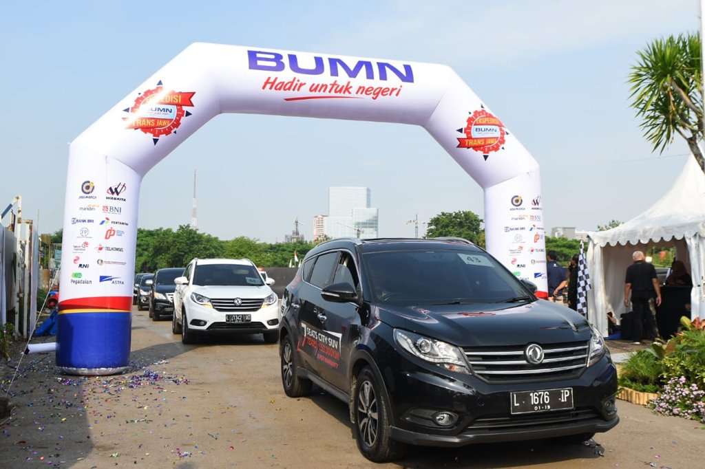 DFSK Turut Menyukseskan Ekspedisi Tembus Tol Trans Jawa 2018 DFSK Glory 580