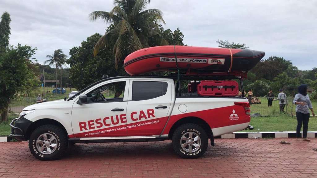 IOF Turunkan Tim Rescue Bantu Korban Tsunami Banten dan Lampung IOF Turunkan Tim Rescue Bantu Korban Tsunami Banten dan Lampung