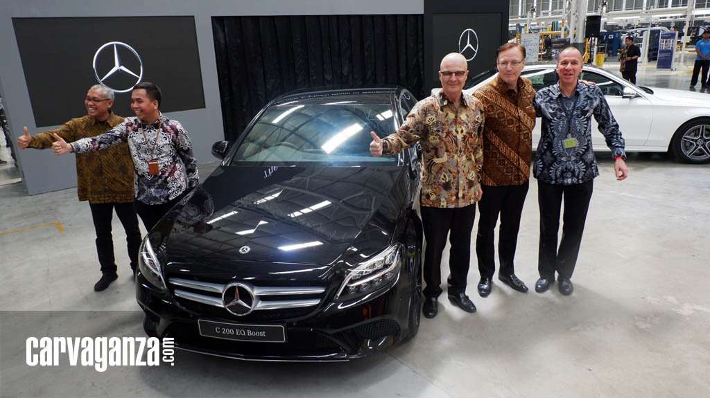 Mercedes-Benz C-Class Versi Lokal Semakin Mewah dan Canggih Mercedes-Benz C-Class Versi Lokal Semakin Mewah dan Canggih