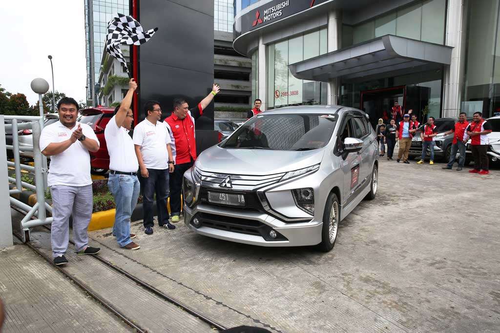 Lebih Dari 350 Anggota X-MOC Gelar Parade Mitsubishi Xpander Lebih Dari 350 Anggota X-MOC Gelar Parade Mitsubishi Xpander