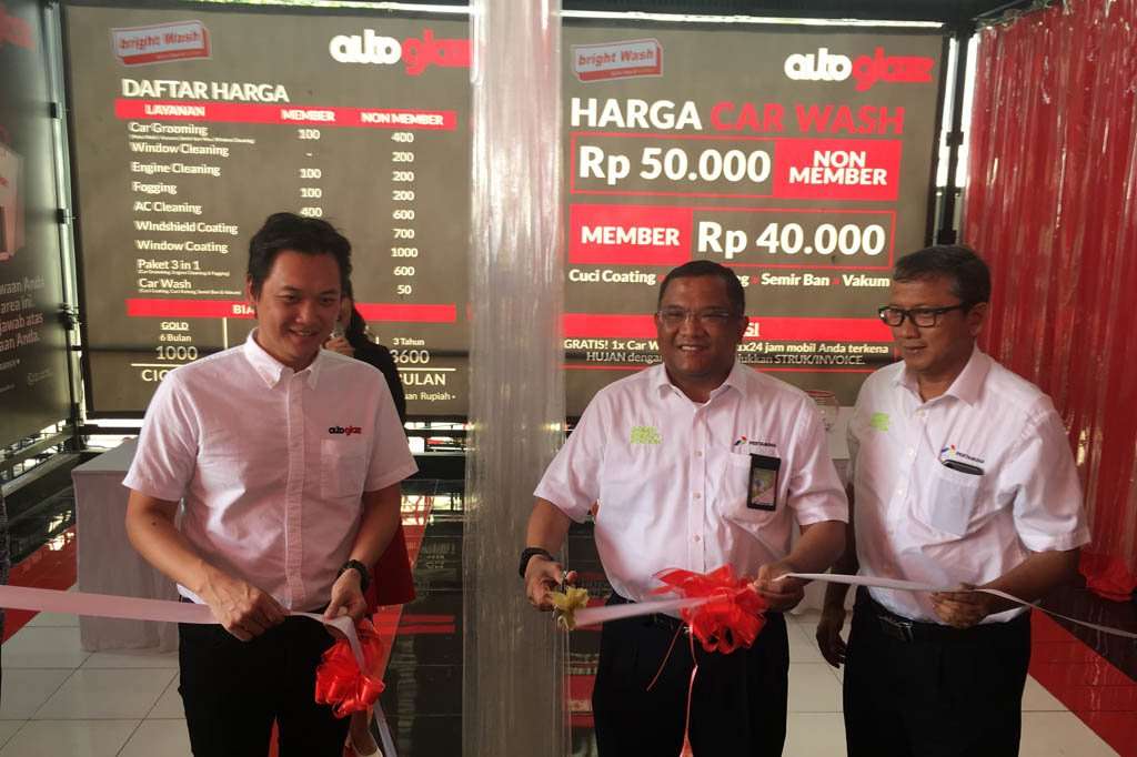 Autoglaze Perluas Layanan Cuci Mobil Premium di SPBU Pertamina Autoglaze Perluas Layanan Cuci Mobil Premium di SPBU Pertamina