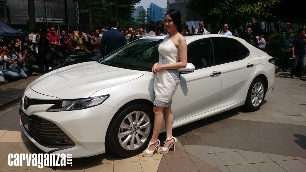 Toyota Camry Baru Meluncur, Harga Dibanderol Mulai Rp 613 Juta Toyota Camry Baru Meluncur, Harga Dibanderol Mulai Rp 613 Juta