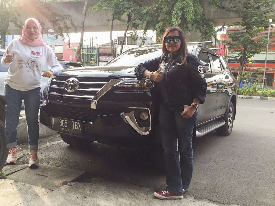 Cerita Unik Lady Fortuner yang Doyan Touring Cerita Unik Lady Fortuner yang Doyan Touring