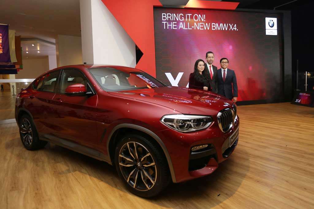 The All New BMW X4, When Less is More The All New BMW X4, When Less is More
