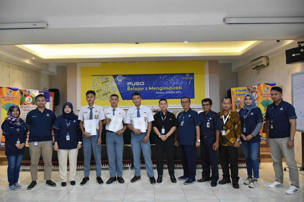 Program FUSO Belajar & Menginspirasi Hadir di SMK Negeri 55 Jakarta Program FUSO Belajar & Menginspirasi Hadir di SMK Negeri 55 Jakarta