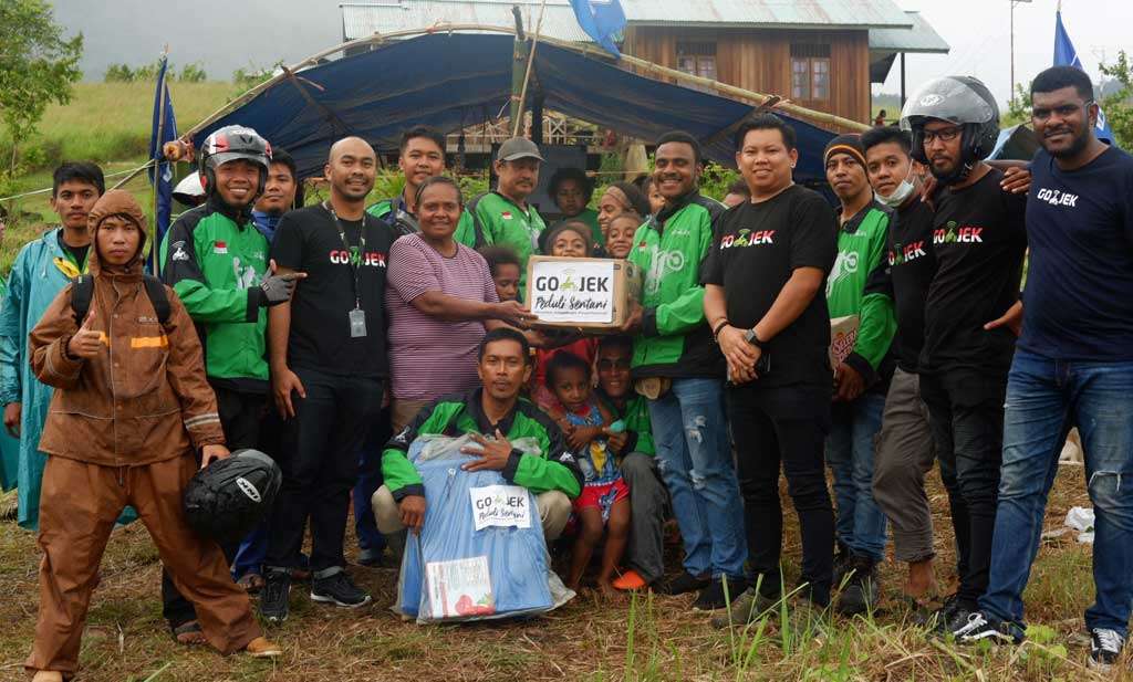 GOJEK Peduli Distribusikan Bantuan 7 Ton untuk Korban Banjir Jayapura GOJEK Peduli Distribusikan Bantuan 7 Ton untuk Korban Banjir Jayapura