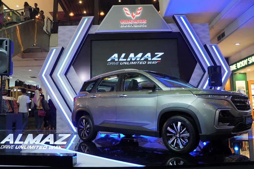 Serentak, Wuling Luncurkan Almaz di 4 Kota Serentak, Wuling Luncurkan Almaz di 4 Kota