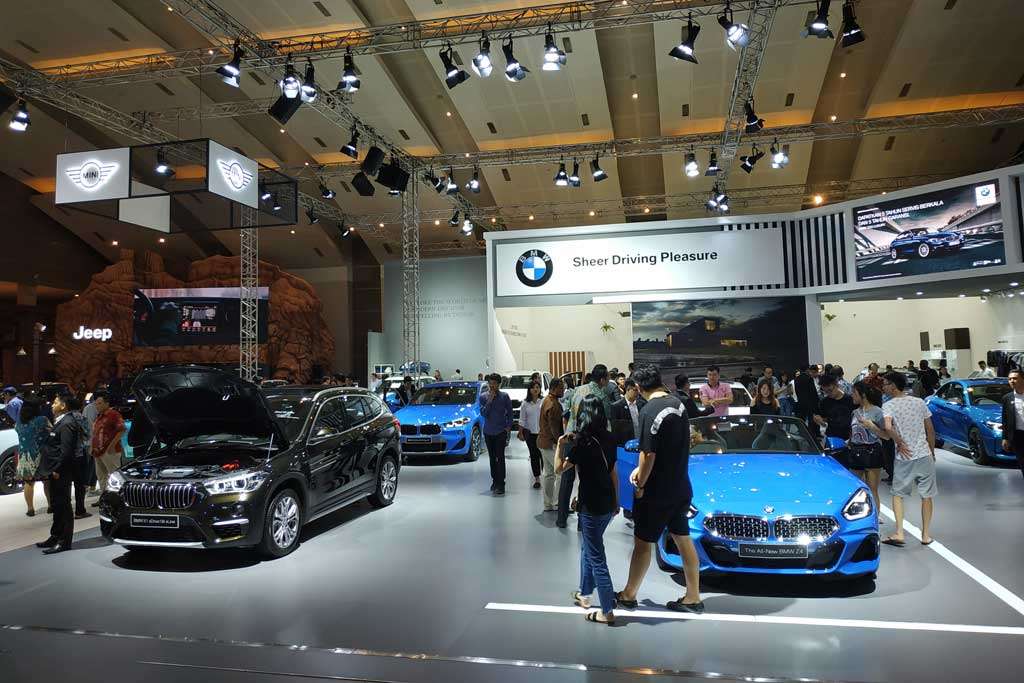 Beli BMW Seri 5 dan 7, Bisa Gratis Shell V-Power Selama 1 Tahun Beli BMW Seri 5 dan 7, Bisa Gratis Shell V-Power Selama 1 Tahun