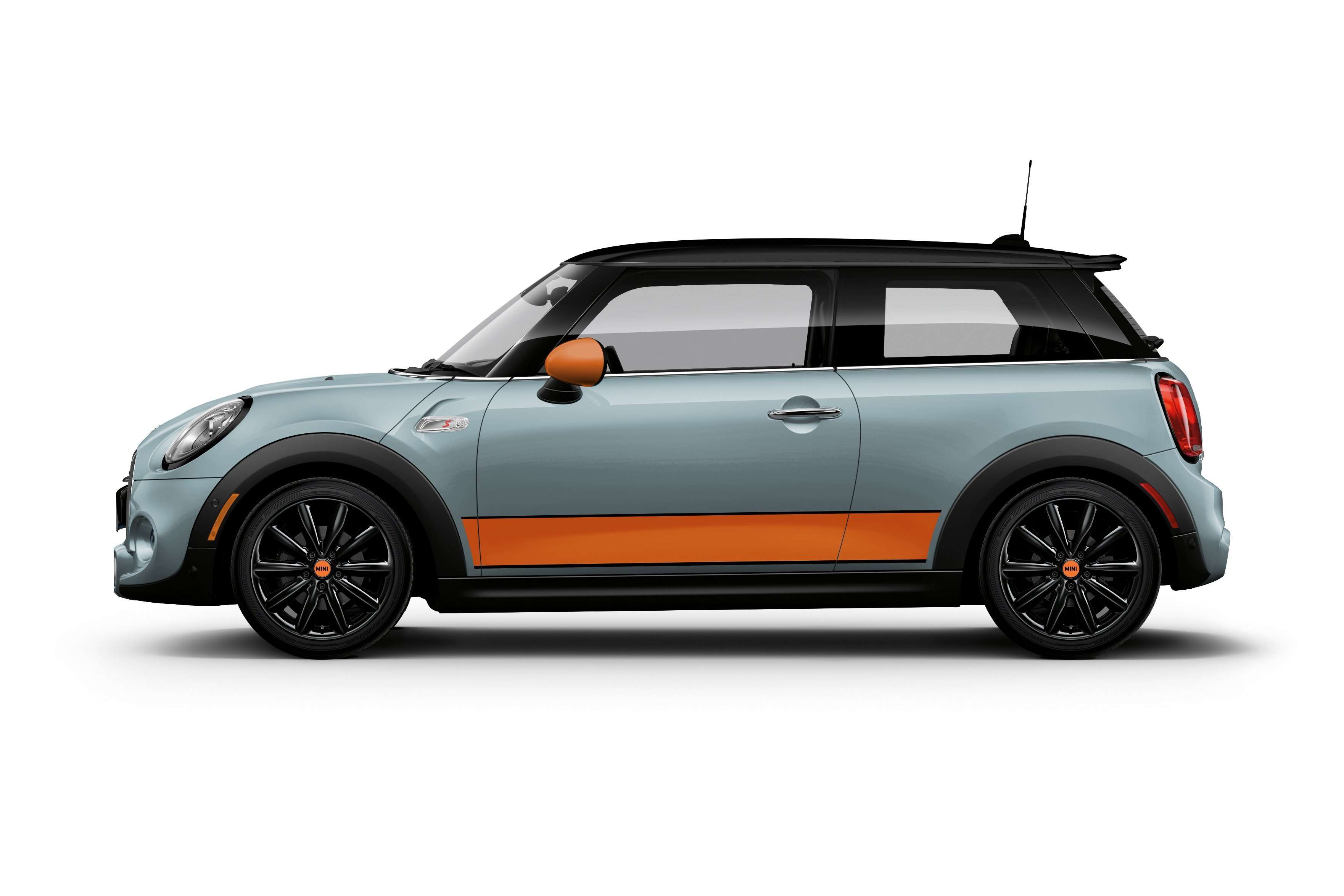 IIMS 2019: MINI Luncurkan MINI Ice Blue Edition, Hanya 50 Unit IIMS 2019: MINI Luncurkan MINI Ice Blue Edition, Hanya 50 Unit
