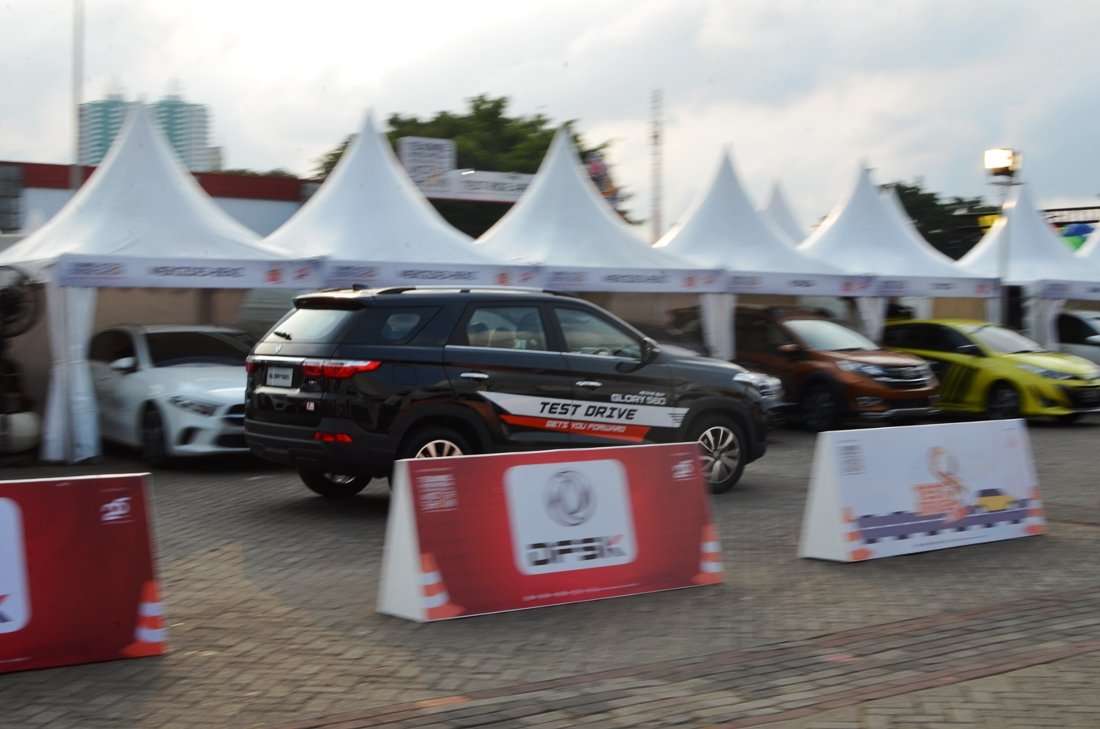 IIMS 2019 : Kencan Singkat Bersama DFSK Glory 560 IIMS 2019 : Kencan Singkat Bersama DFSK Glory 560