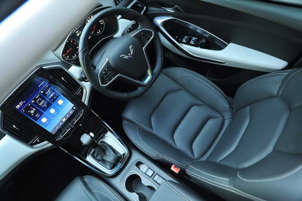 Membedah Kecanggihan Smart Multimedia 10,4 Inch Touchscreen Wuling Almaz Membedah Kecanggihan Smart Multimedia 10,4 Inch Touchscreen Wuling Almaz