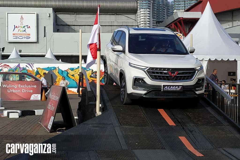 Wuling Bikin Area Test Drive Sendiri, Pengunjung Membludak Wuling Bikin Area Test Drive Sendiri, Pengunjung Membludak