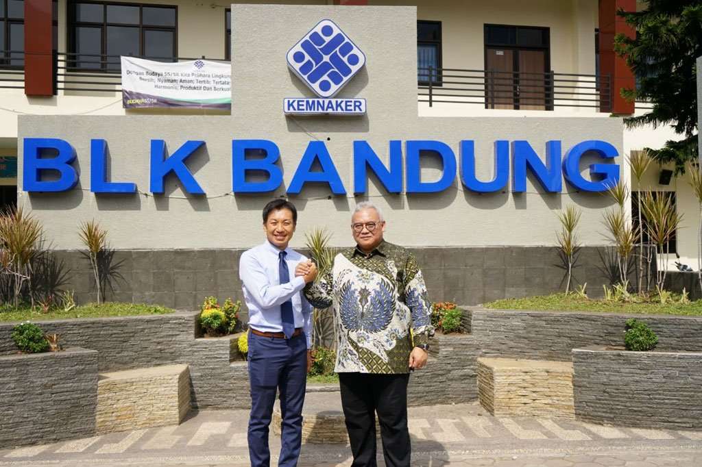 MMKSI Buka Kelas Mitsubishi di Balai Pelatihan Kerja Bandung MMKSI Buka Kelas Mitsubishi di Balai Pelatihan Kerja Bandung