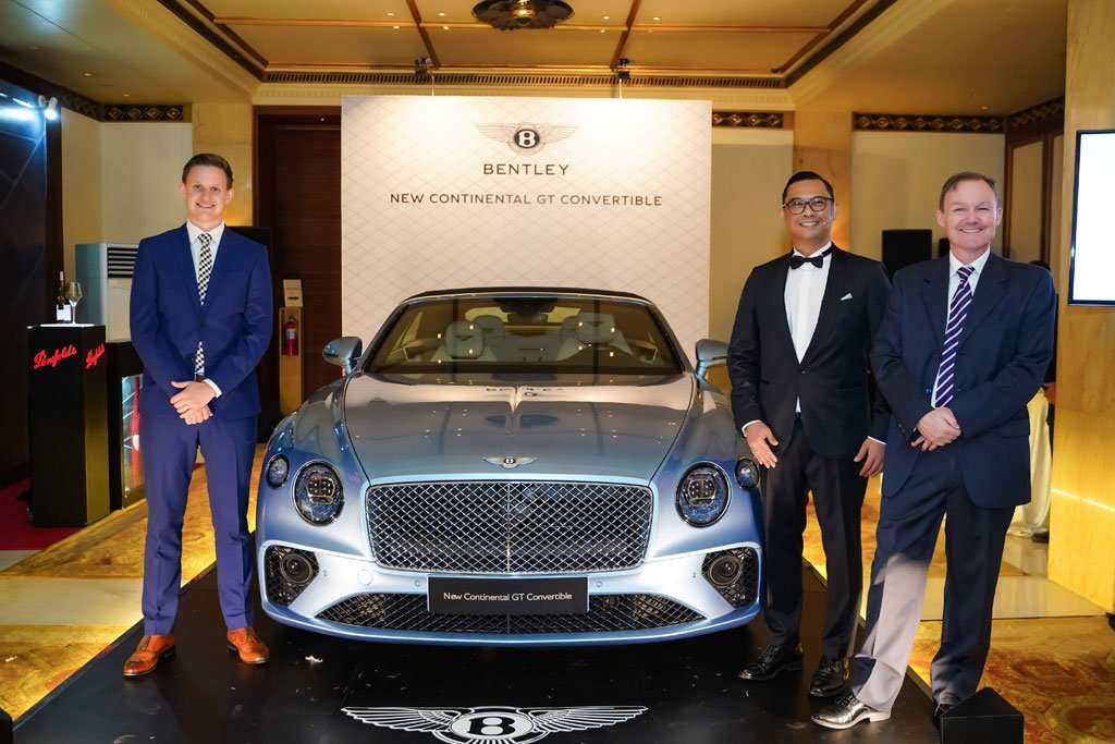 Bentley Continental GT Convertible Diluncurkan di Perayaan 100 Tahun Bentley Bentley Continental GT Convertible Diluncurkan di Perayaan 100 Tahun Bentley