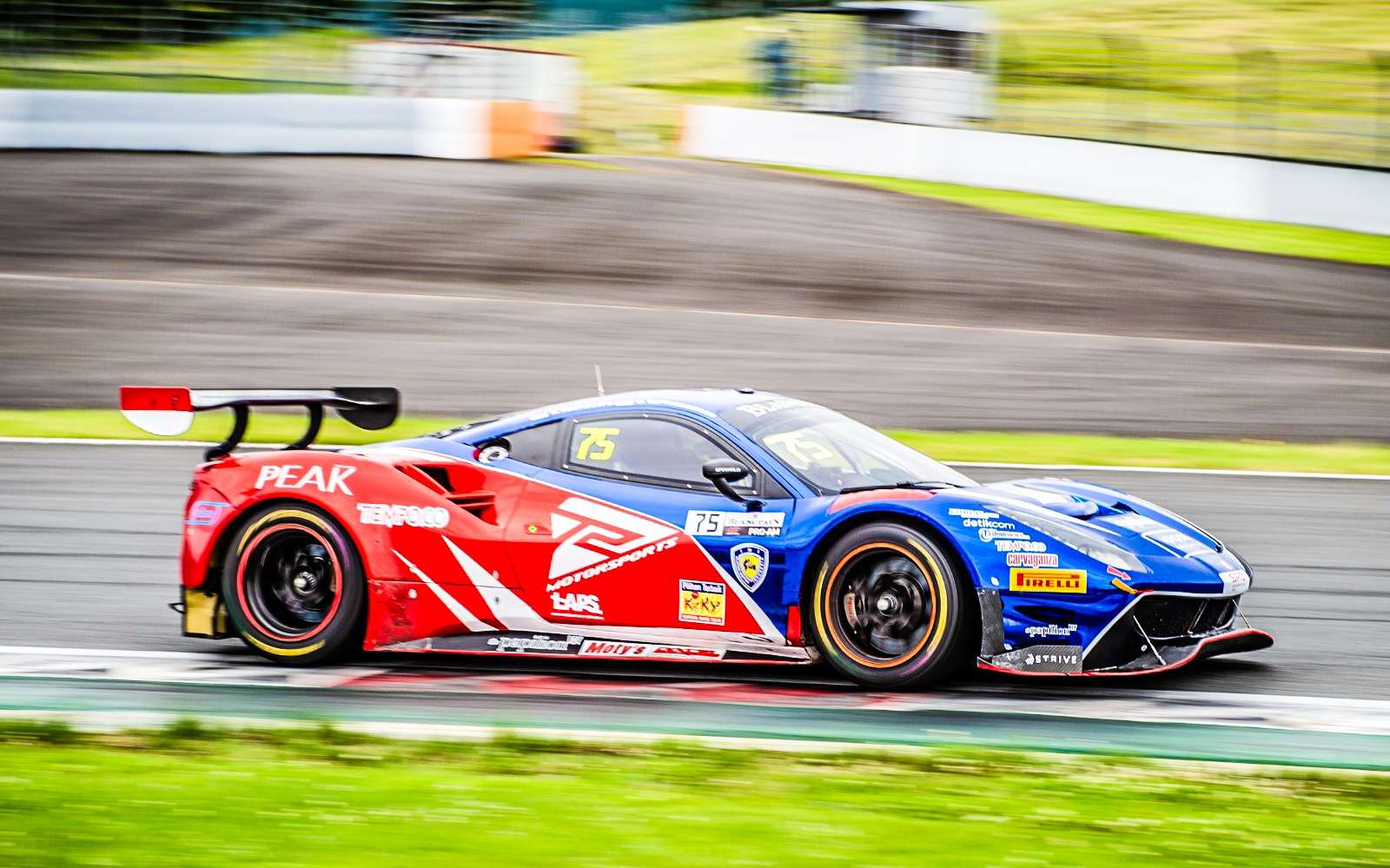 David dan Rio Finish Ke-4 di Blancpain GT di Fuji David dan Rio Finish Ke-4 di Blancpain GT di Fuji