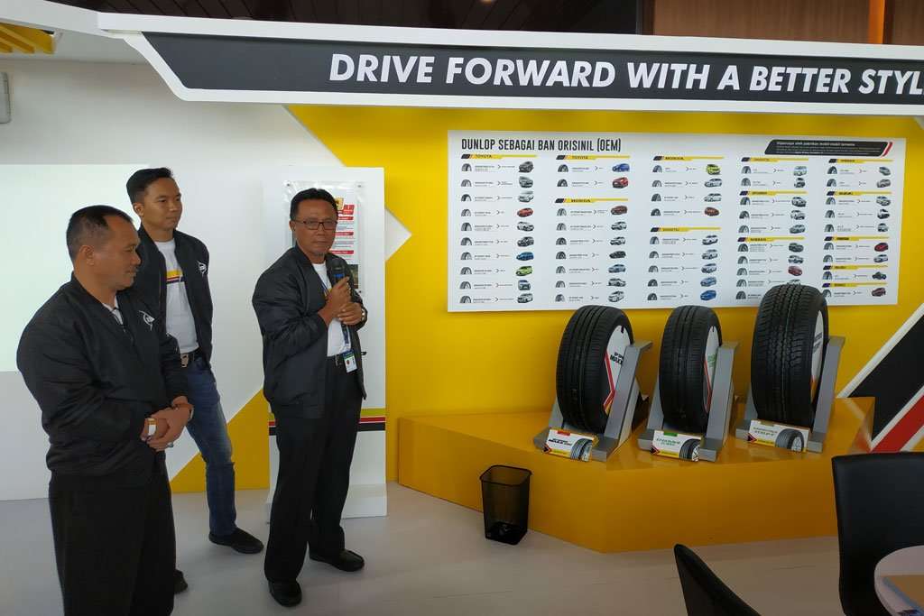 Beli Ban Dunlop Selama GIIAS 2019 Ada Diskon 30 Persen Beli Ban Dunlop Selama GIIAS 2019 Ada Diskon 30 Persen