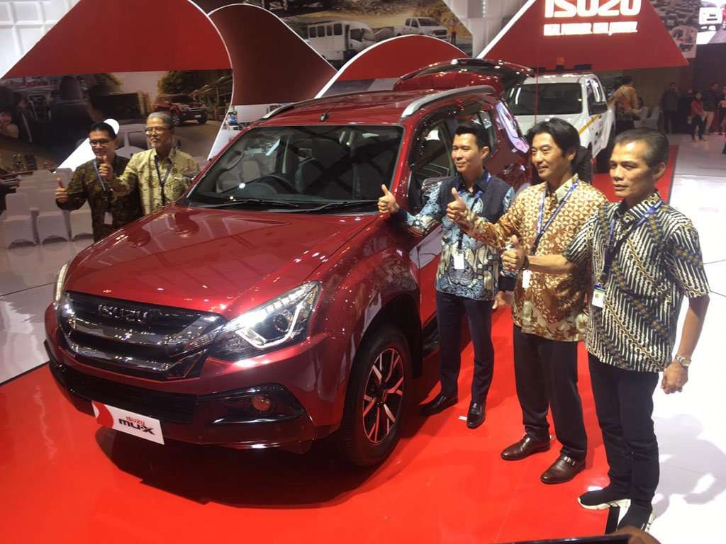 Isuzu mu-X Tambah Varian di GIIAS 2019, Bertampang Lebih Mewah Isuzu mu-X Tambah Varian di GIIAS 2019, Bertampang Lebih Mewah