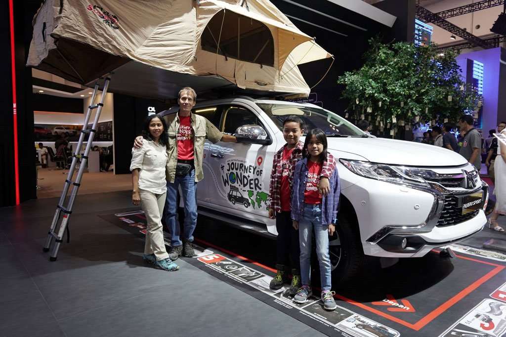 Ini Alasan Keluarga Eelco Berkeliling Dunia dengan Mitsubishi Pajero Sport Ini Alasan Keluarga Eelco Berkeliling Dunia dengan Mitsubishi Pajero Sport