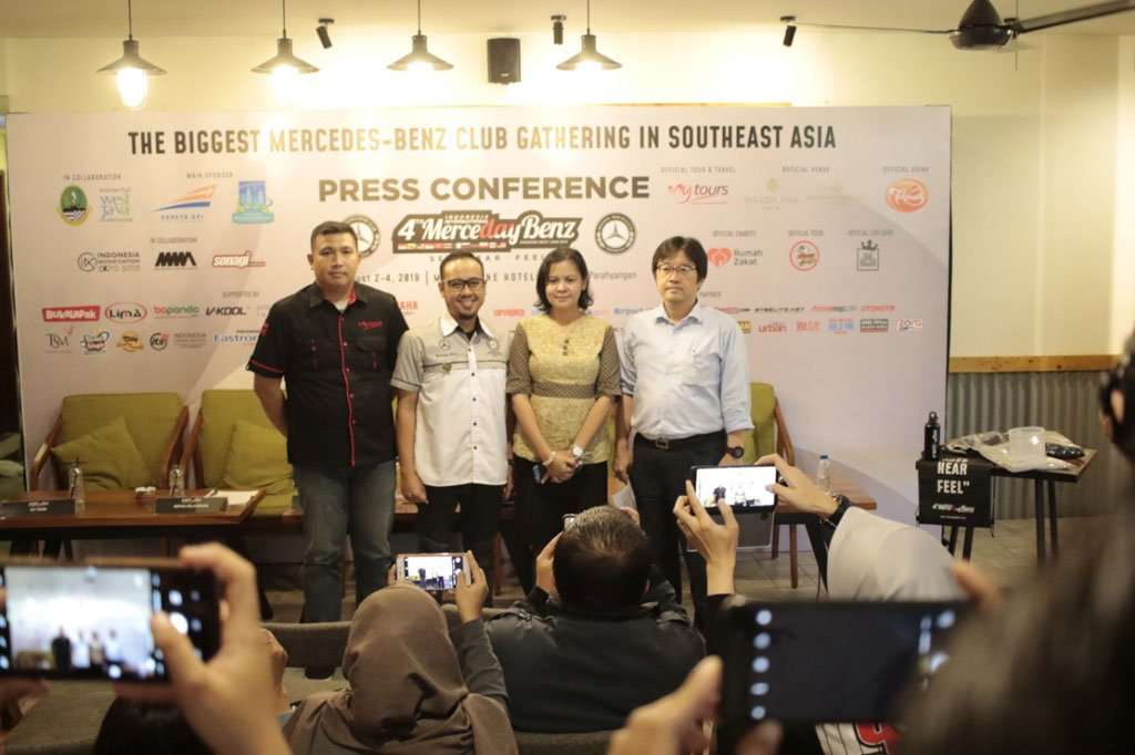 MB Club dari 12 Negara Siap Meriahkan Merceday Benz 2019 di Bandung MB Club dari 12 Negara Siap Meriahkan Merceday Benz 2019 di Bandung