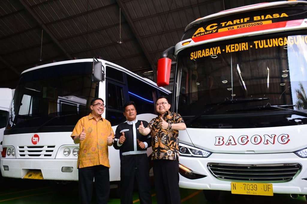 Perkuat Layanan Purna Jual, KTB Buka 2S Fleet Workshop di Malang Perkuat Layanan Purna Jual, KTB Buka 2S Fleet Workshop di Malang