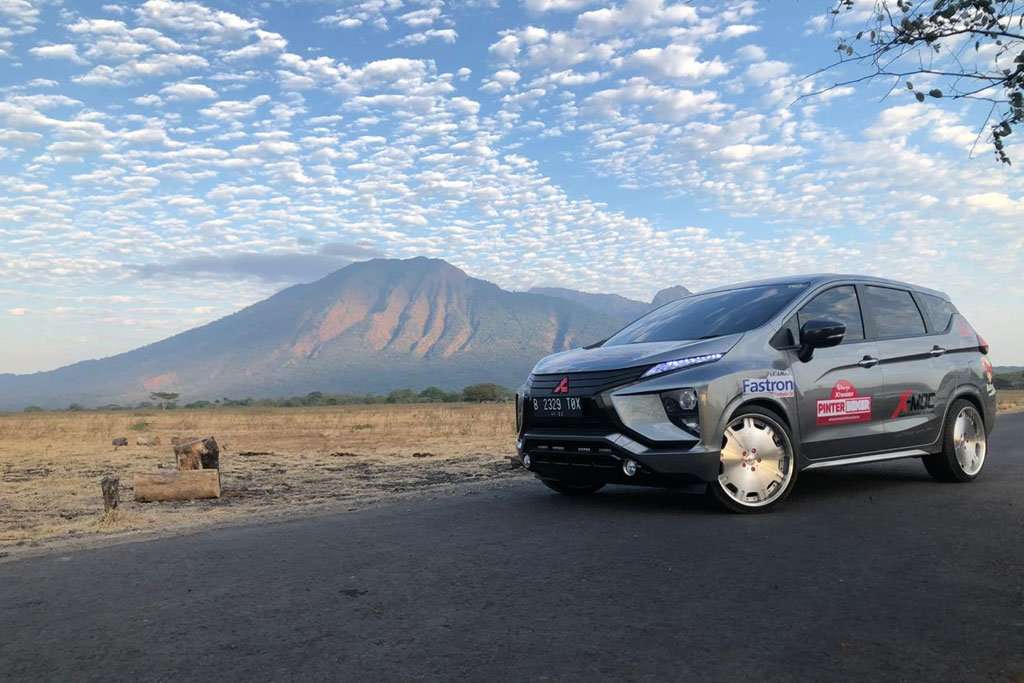 Komunitas Mitsubishi X-MOC Nikmati Sunrise Taman Nasional Baluran Komunitas Mitsubishi X-MOC Nikmati Sunrise Taman Nasional Baluran