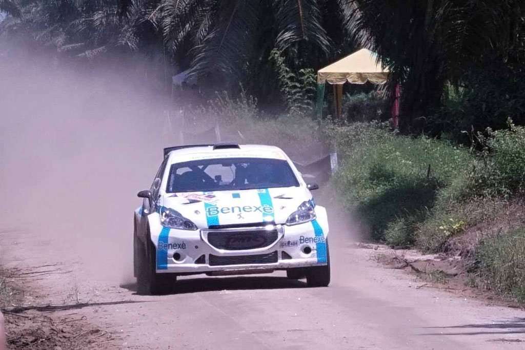 Menang di 7 SS, Rihan Variza Juarai Ajang APRC Medan Menang di 7 SS, Rihan Variza Juarai Ajang APRC Medan