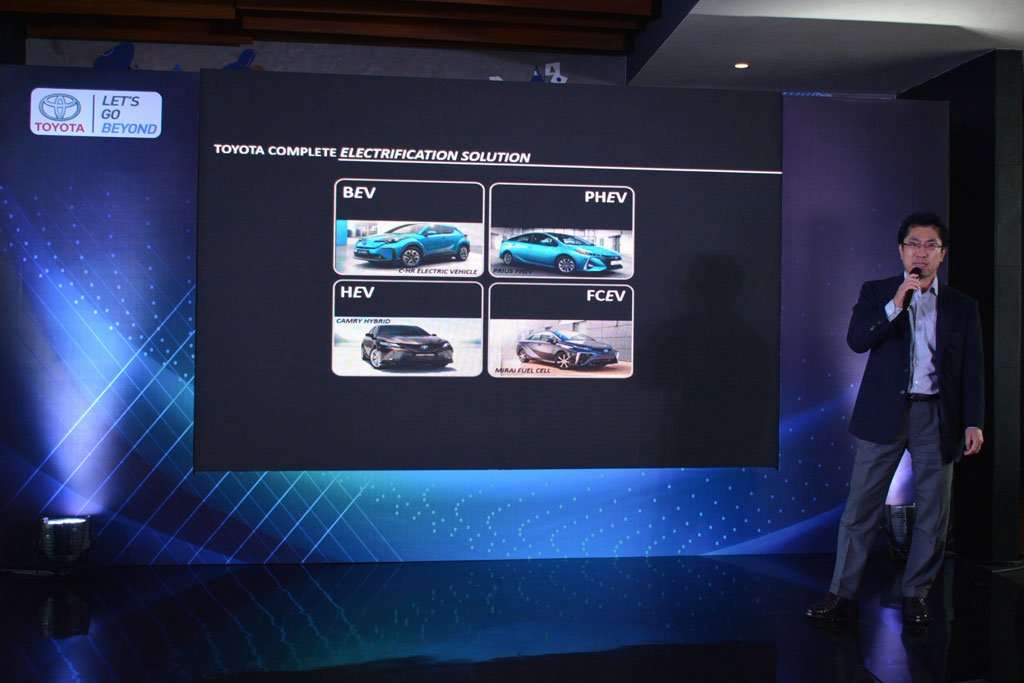 Toyota Pamerkan 3 Kendaraan Elektrifikasi di GIIAS 2019 Toyota Pamerkan 3 Kendaraan Elektrifikasi di GIIAS 2019
