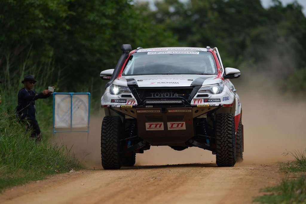 Tim TTI-TRD Indonesia Siap Tempur di AXCR 2019 Tim TTI-TRD Indonesia Siap Tempur di AXCR 2019