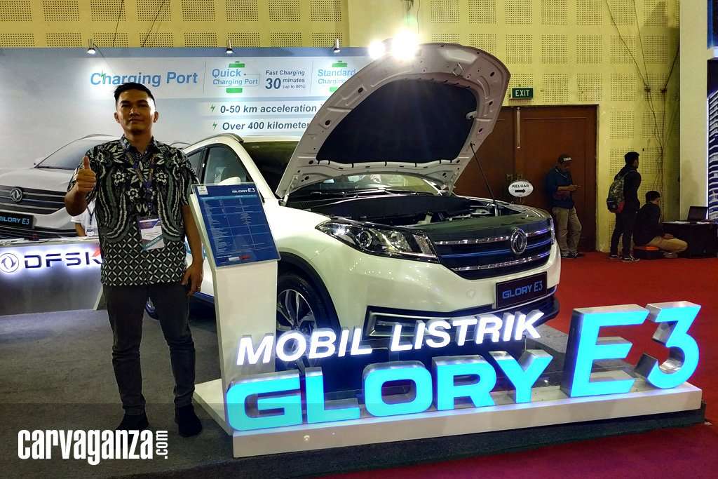 DFSK Unjuk Keunggulan SUV Listrik Glory E3 di IEMS 2019 DFSK Unjuk Keunggulan SUV Listrik Glory E3 di IEMS 2019