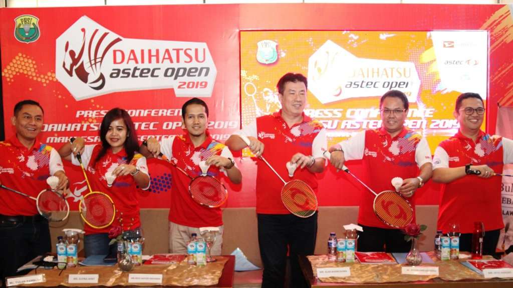 Turnamen Bulutangkis Daihatsu Tantang Para Atlit di Makassar Turnamen Bulutangkis Daihatsu Tantang Para Atlit di Makassar
