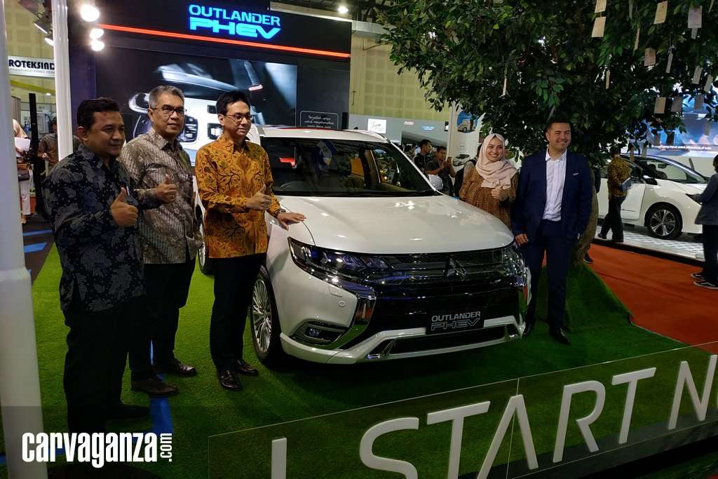 Mitsubishi Outlander PHEV dan i-MiEV Pamer Teknologi di IEMS 2019