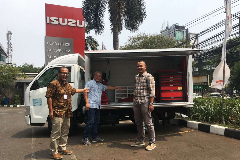 Isuzu Manjakan Konsumen di Hari Pelanggan Nasional 2019 Isuzu Manjakan Konsumen di Hari Pelanggan Nasional 2019