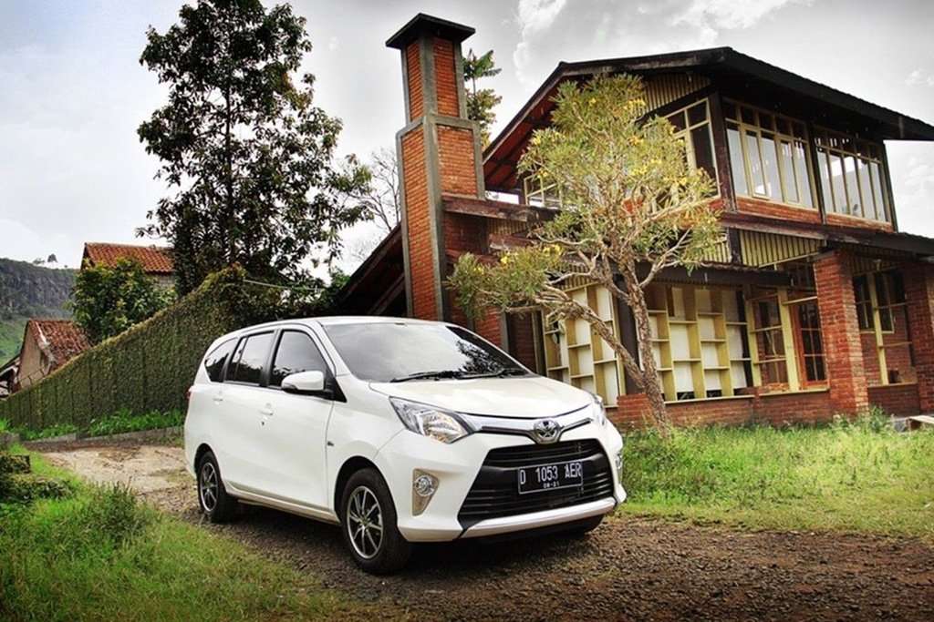 Toyota Calya dan Daihatsu Sigra Baru Diluncurkan Pekan Depan Toyota Calya dan Daihatsu Sigra Baru Diluncurkan Pekan Depan