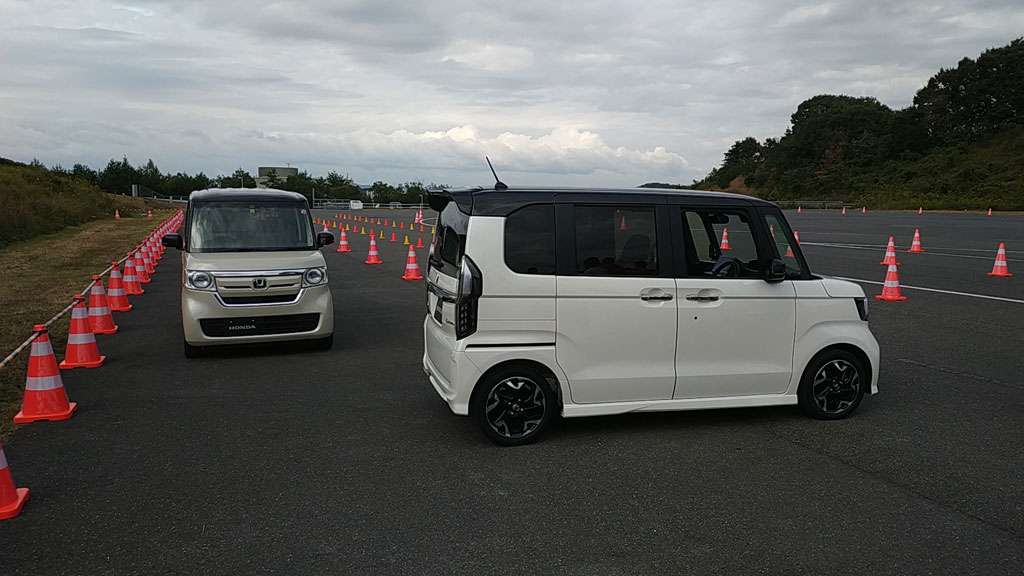 Merasakan Kecanggihan Fitur Anti-Tabrakan Honda di Sirkuit Motegi Merasakan Kecanggihan Fitur Anti-Tabrakan Honda di Sirkuit Motegi