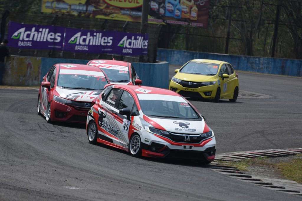 Persaingan Panas di Honda Jazz dan Brio Speed Challenge Seri 5 Persaingan Panas di Honda Jazz dan Brio Speed Challenge Seri 5
