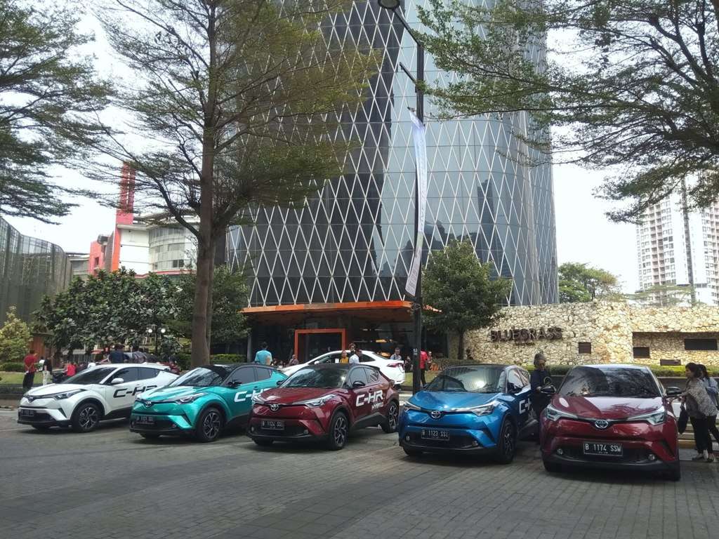 Auto2000 Perkuat Langkah Toyota Kampanyekan Mobil Hybrid Auto2000 Perkuat Langkah Toyota Kampanyekan Mobil Hybrid