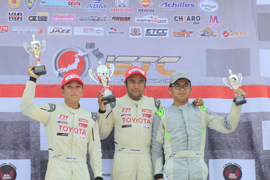 Mirza Utama Sabet Dua Podium di Putaran Kelima ISSOM 2019 Mirza Utama Sabet Dua Podium di Putaran Kelima ISSOM 2019
