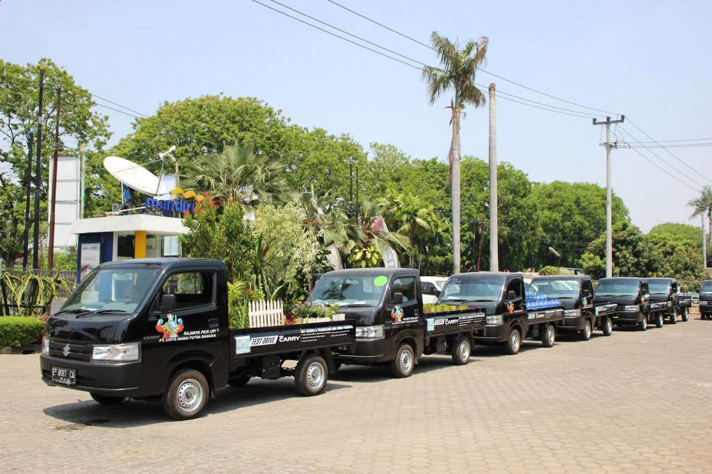 Pekan Raya Suzuki New Carry Meriahkan Kota Cirebon Pekan Raya Suzuki New Carry Meriahkan Kota Cirebon