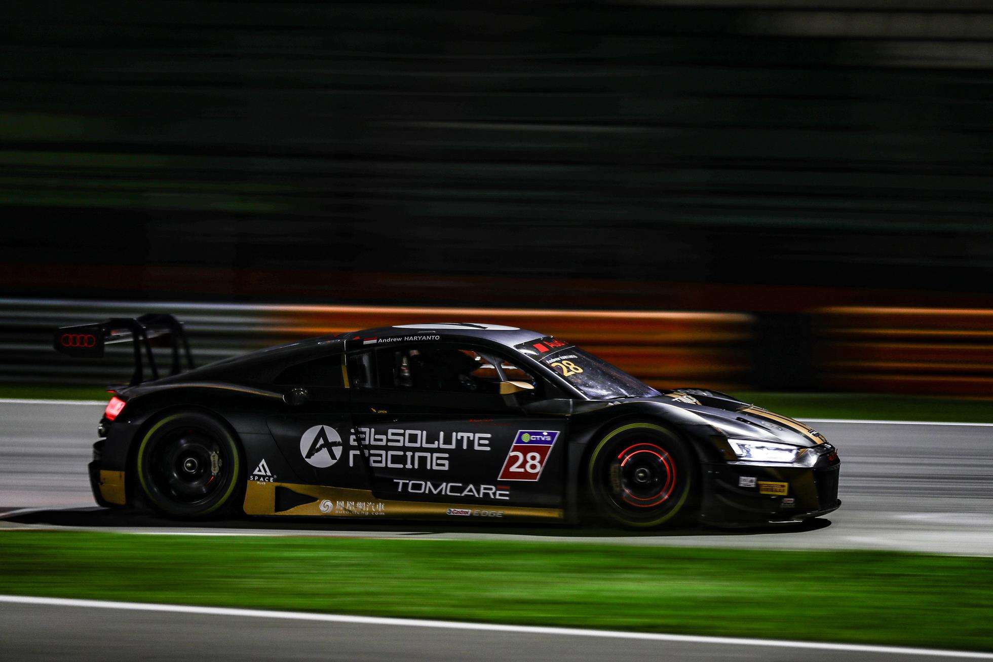 Dua Pembalap Indonesia Pimpin Kualifikasi Balap Audi Sport R8 LMS Cup Dua Pembalap Indonesia Pimpin Kualifikasi Balap Audi Sport R8 LMS Cup