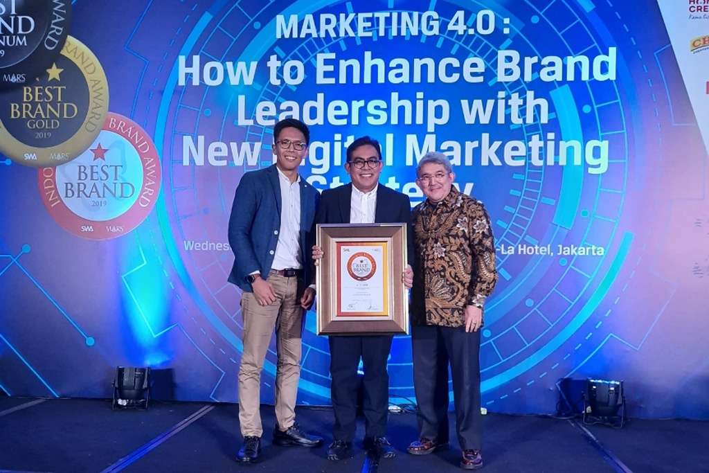 Auto2000 Raih Penghargaan Dealer Resmi Mobil Terbaik Auto2000 Raih Penghargaan Dealer Resmi Mobil Terbaik