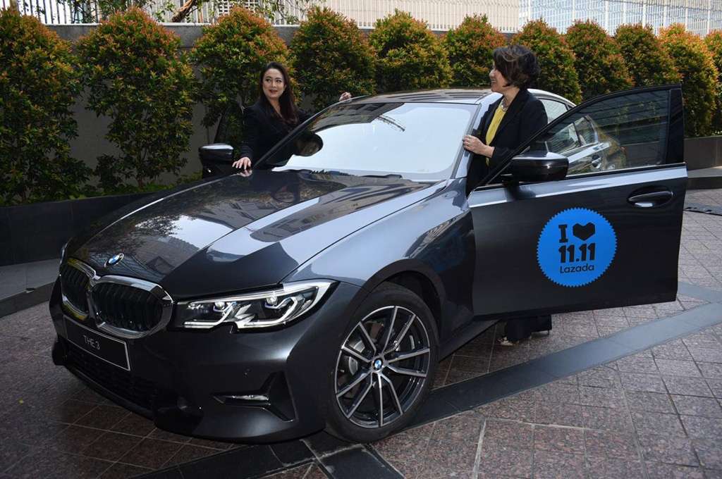 Wah, BMW 320i Sport Kini Bisa Dibeli Online di Lazada Wah, BMW 320i Sport Kini Bisa Dibeli Online di Lazada