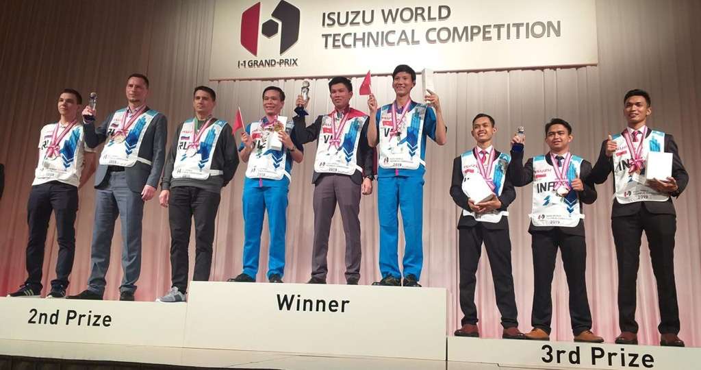 Mekanik Isuzu Indonesia Kembali Juara Kontes Mekanik Dunia Mekanik Isuzu Indonesia Kembali Juara Kontes Mekanik Dunia