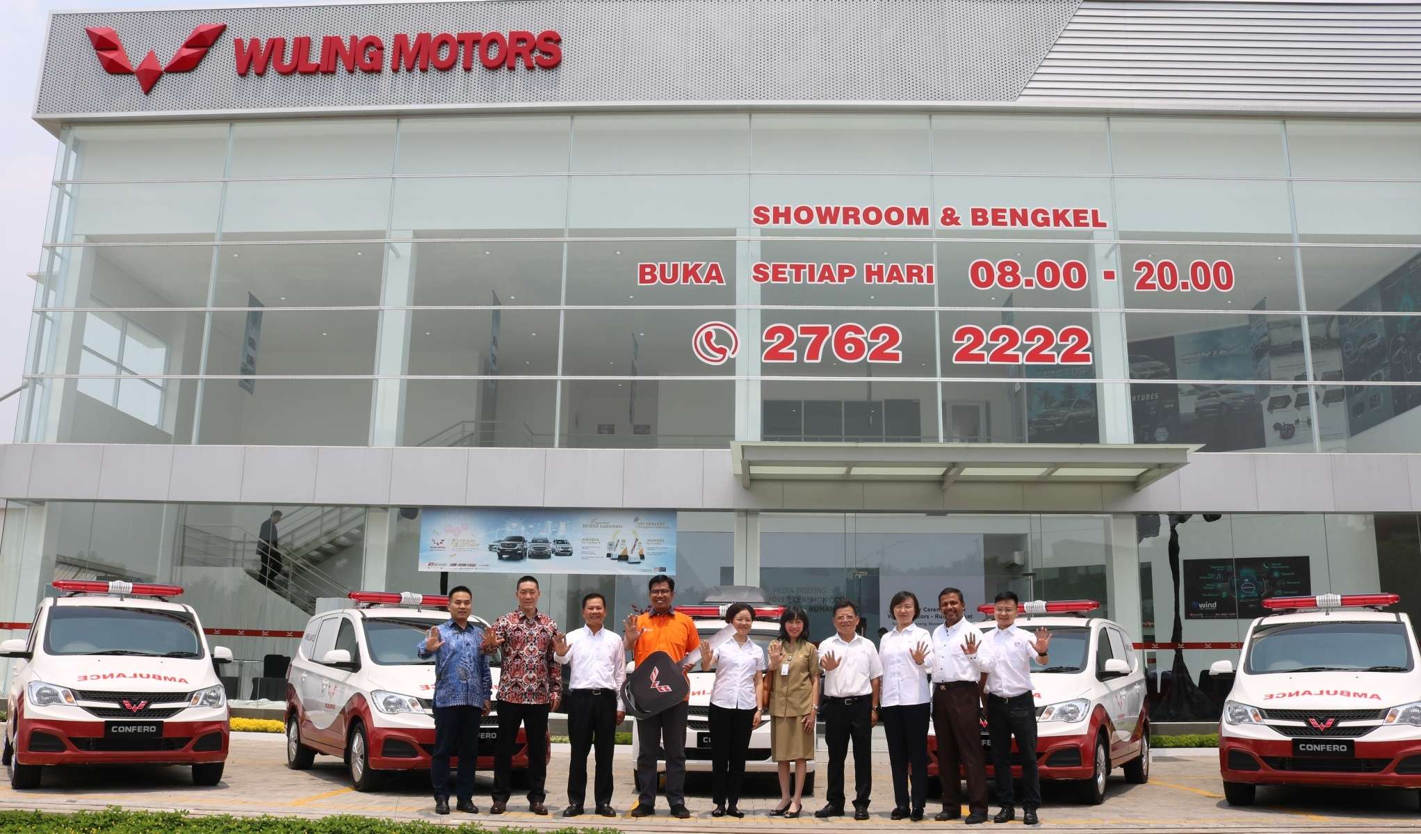 Wuling Motors Donasikan Ambulans dan Mobil Klinik Kepada Rumah Zakat Wuling Motors Donasikan Ambulans dan Mobil Klinik Kepada Rumah Zakat